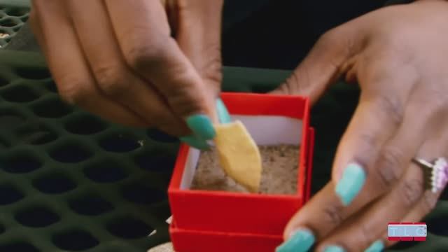 Люблю песок. ПЕРЕВОД. Странности смотреть онлайн