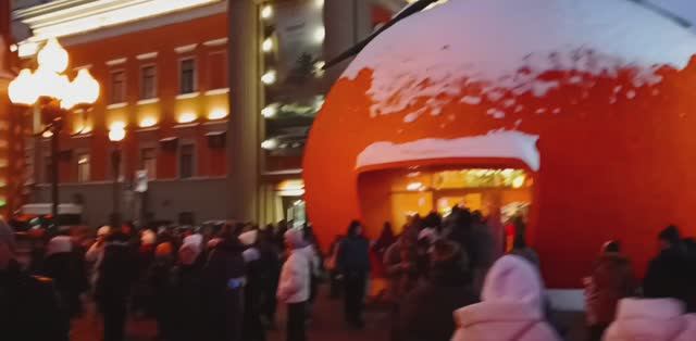 Куда сходить в Новогодней Москве-2026?Мандариновый Арбат 🔥Все туристы здесь!Шокирующая обстановка смотреть онлайн