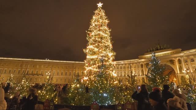 Новогодний Питер 2026 смотреть онлайн