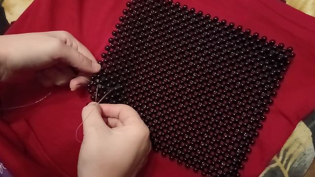 Как убирать концы лески при плетении бусинами без узлов. Подробный бесплатный МК смотреть онлайн