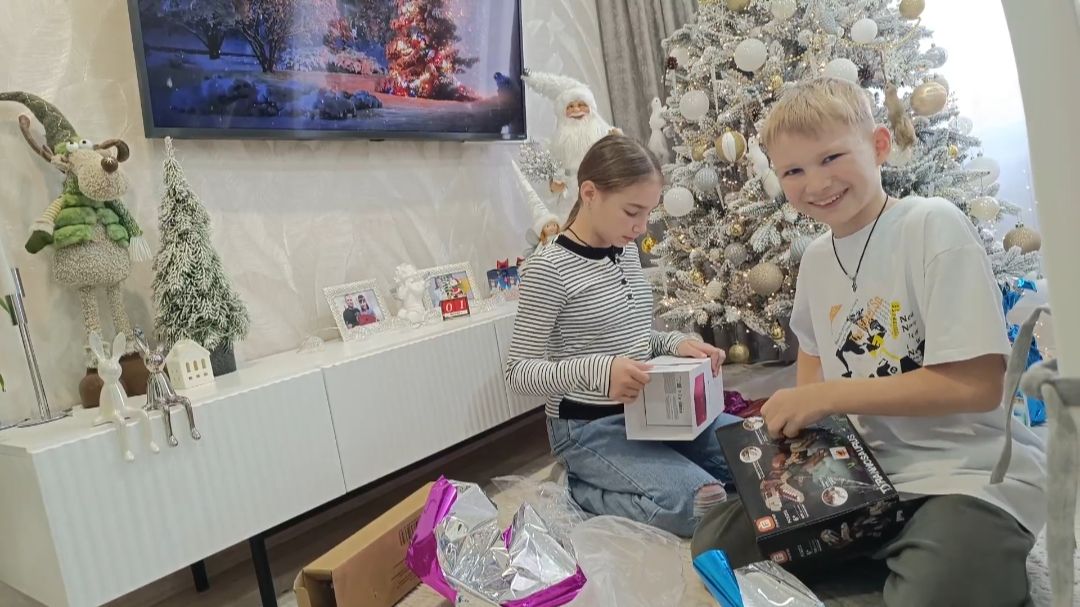 1 ЯНВАРЯ В ДЕРЕВНЕ/ЖДЕМ СОБАКУ/ПОДАРКИ/МЕЧТЫ СБЫВАЮТСЯ! смотреть онлайн