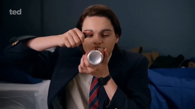 Третий лишний (трейлер 2024) смотреть онлайн