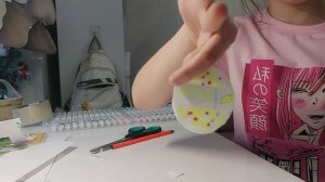 Делаем бумажную косметику.