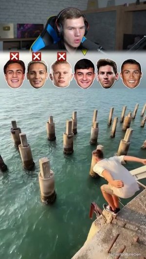 Самые БЕЗУМНЫЕ Трюки На ВОДЕ!🤯🌊 #shorts #шортс #челлендж #паркур #футбол #роналду #трюк #прикол #м