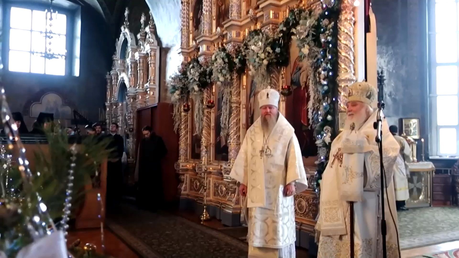 Поздравление с Рождеством Христовым от Высокопреосвящейнейшего митроплита Арсения 09.01.2023 г. смотреть онлайн