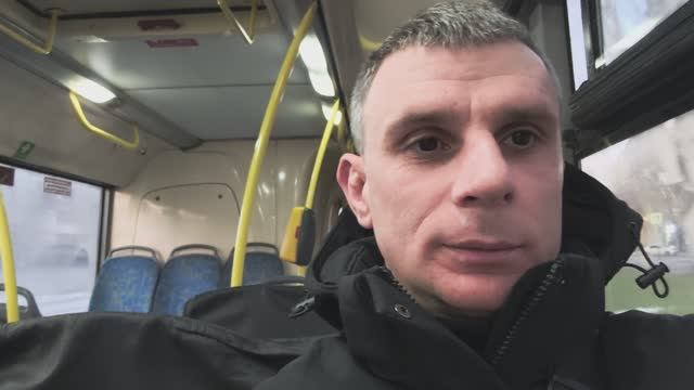 ЛИЧНЫЙ АВТОБУС ТАКСИ 4K HDR10+ PLUS смотреть онлайн