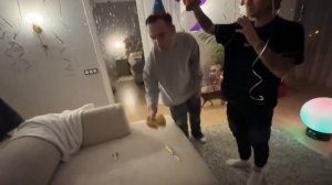 Я ВАМ НЕ ПУПСИК