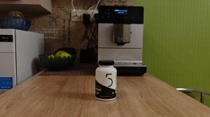 Чистим заварной механизм автоматической кофемашины от кофейных масел средством CUP5