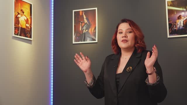 Старший тренер по вокалу Левиза Нурисламова гориз.