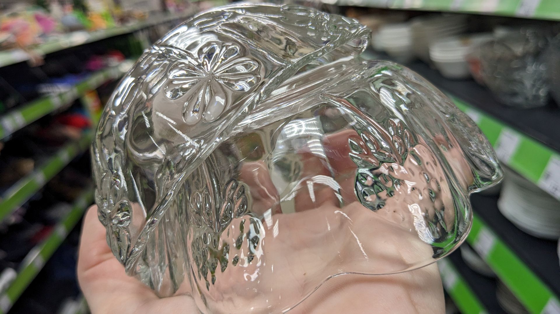 В Фикс Прайс шла именно за ними. Удачная покупка и большой выбор товаров уже на полочках смотреть онлайн