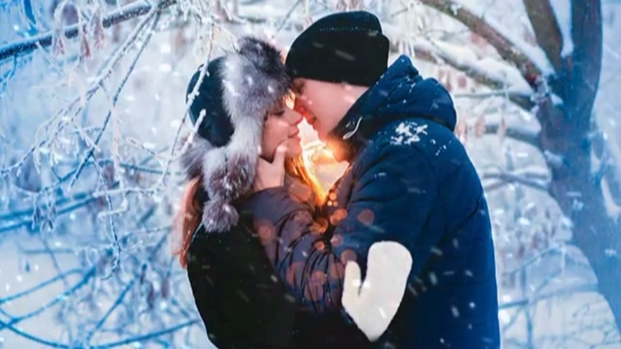 Я ВСЮ НОЧЬ НЕ СПЛЮ смотреть онлайн