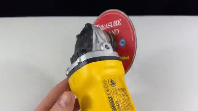 Удивительный Способ Заточить Нож Как Бритву Всего За 3 Минуты смотреть онлайн