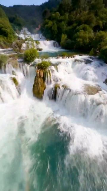 Хорватия – одна из самых чистых и живописных стран Европы. смотреть онлайн