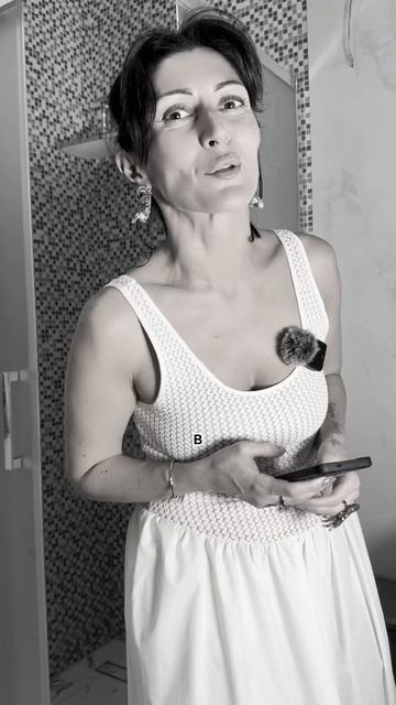 От чего появляется запах в машинке