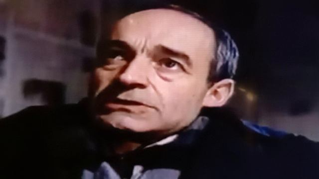 человек никогда не бывает так счастлив, как в чреве матери смотреть онлайн