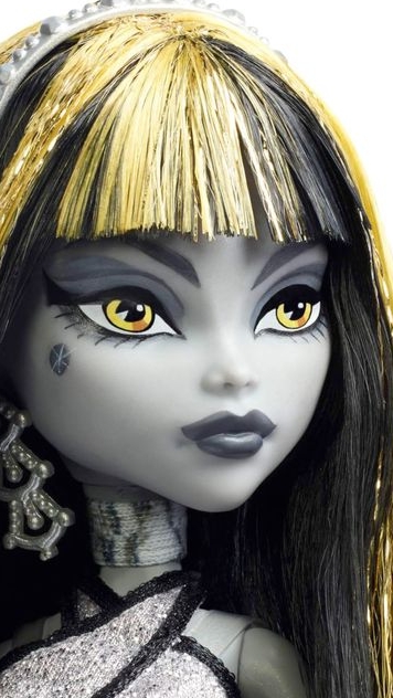 эОбзор на Клео Де Нил