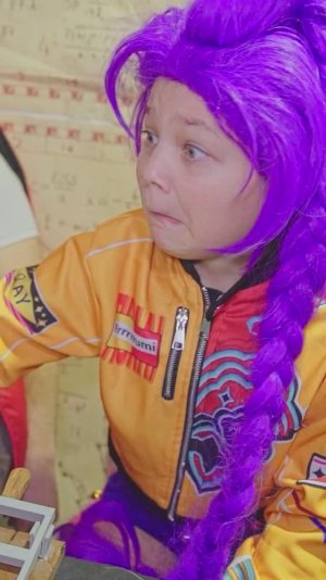 Мира стала встречаться с Джину в тайне от Руми!