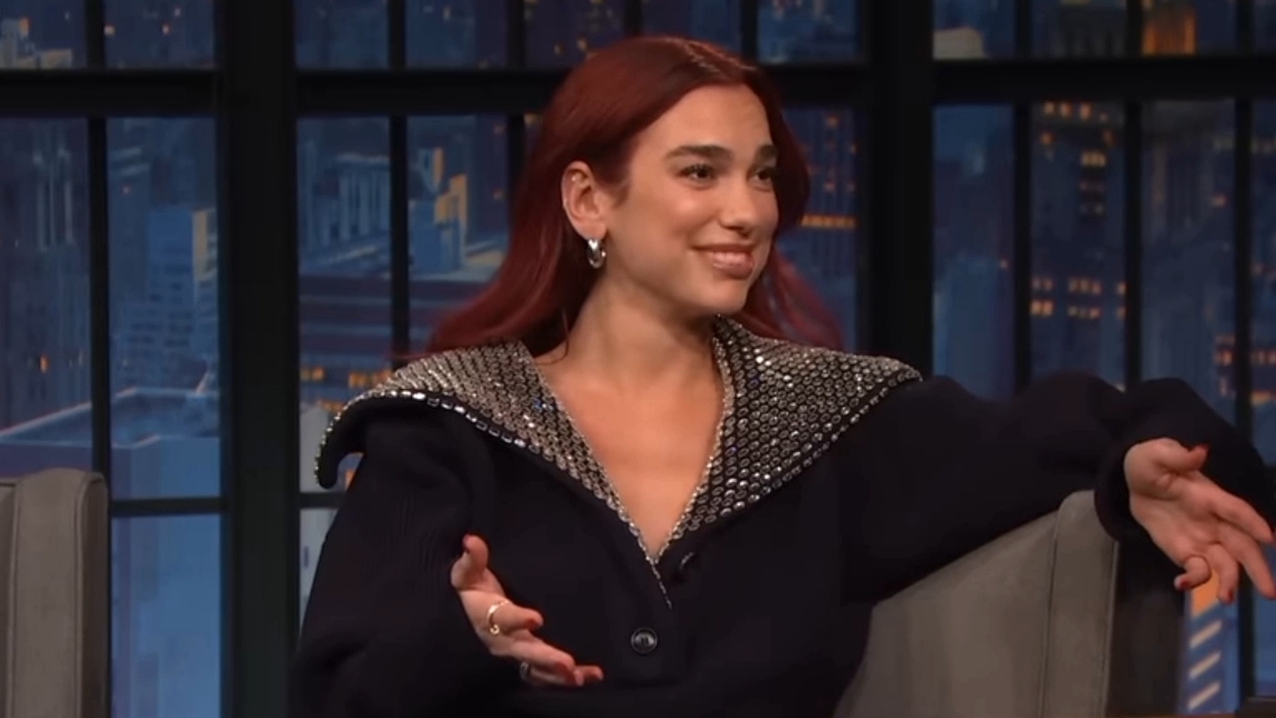 Дуа Липа заснула в туалете бара во время дневного пьяного загула с Сетом смотреть онлайн