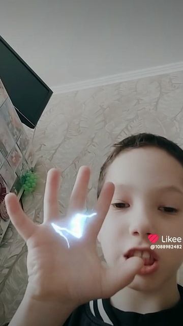 Like_7480887133034219116.mp4