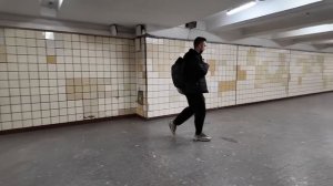 Как ДОЛГО Вы Сможете ТАЙНО ЖИТЬ в МЕТРО?