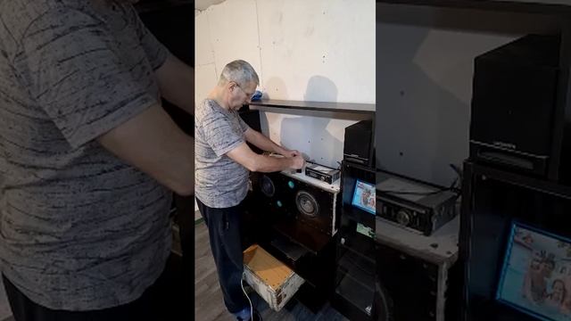 Музыка из Гаража перенесена Домой.НАСТРАИВАЮ. смотреть онлайн