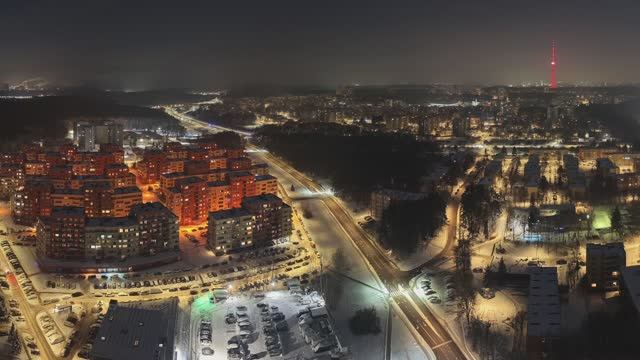 DJI Mini 5 Pro | Ночной Вильнюс (Лаздинеляй) — первый тест low-light | 5 января 2026 смотреть онлайн