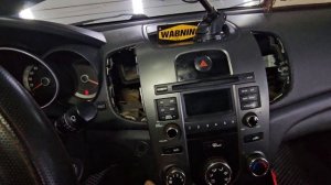 Как снять штатную магнитолу Киа Серато 2 2008 2009 2010 2011 2012 2013