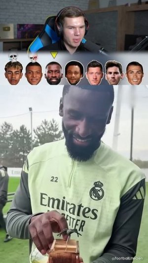 СТРАШНЫЙ Пранк с Пауком VS Футболисты! 😱🕷️⚽ #shorts #шортс #челлендж #пранк #футбол #роналду #прик