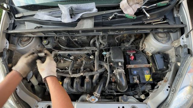 Троит Toyota Funcargo