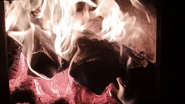 горение дров в очаге смотреть онлайн