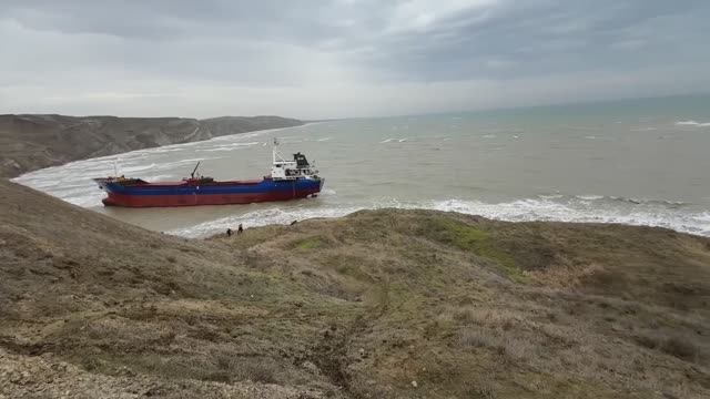 Мыс Железный Рог.Корабль на мели смотреть онлайн