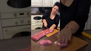 АРУСЯ КАВКАЗ - МЯСНИК ВКУСНАЯ ЧАСТЬ ГОВЯДИНЫ - ОСОБАЯ ЧАСТЬ