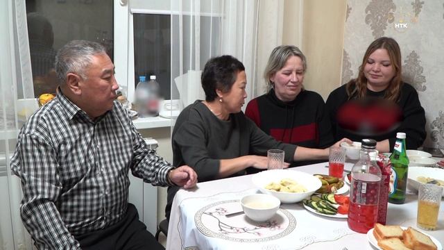 Родные участника СВО из Мурманской области почтили память сослуживца смотреть онлайн