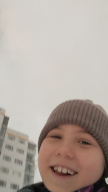 первое видео на улице