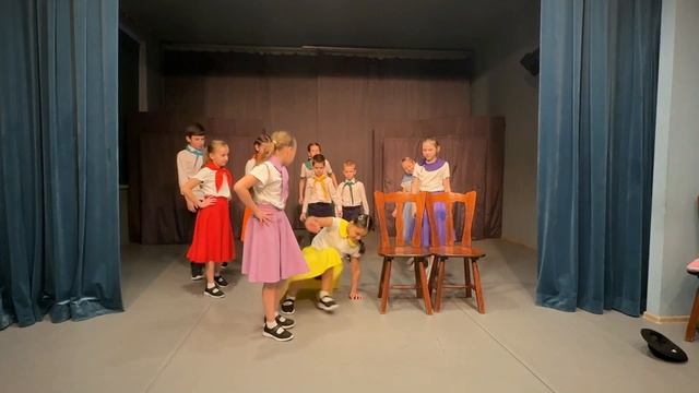 Отрывок из спектакля "Шкатулочка", Театральная студия "Страна чудес", декабрь 2025