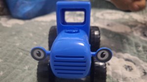 Синий трактор