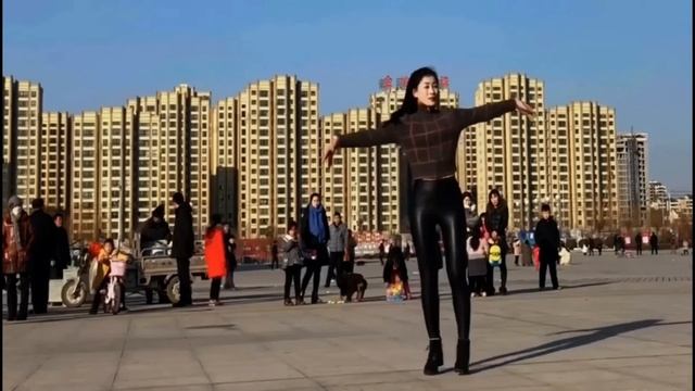 Танцует Цин Цин.."нарезка" смотреть онлайн