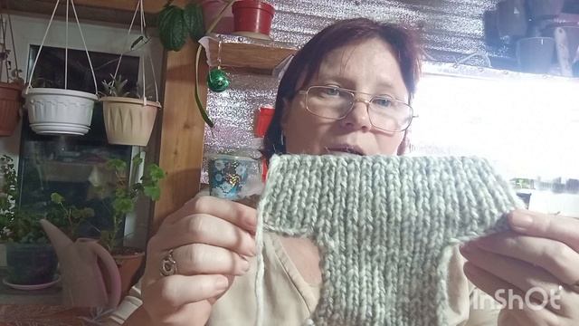 9-01-2026. Жизнь в деревне.Нажарила блины, сходила прогулялась.Связала шапки, собачкам. смотреть онлайн