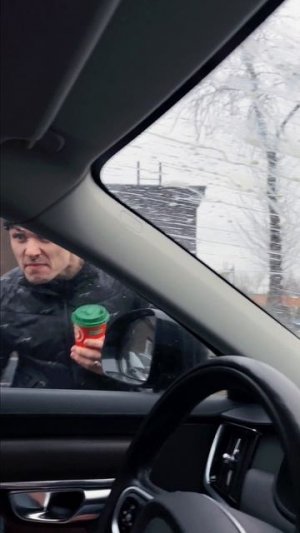 Кофе очень вкусный, кстати.