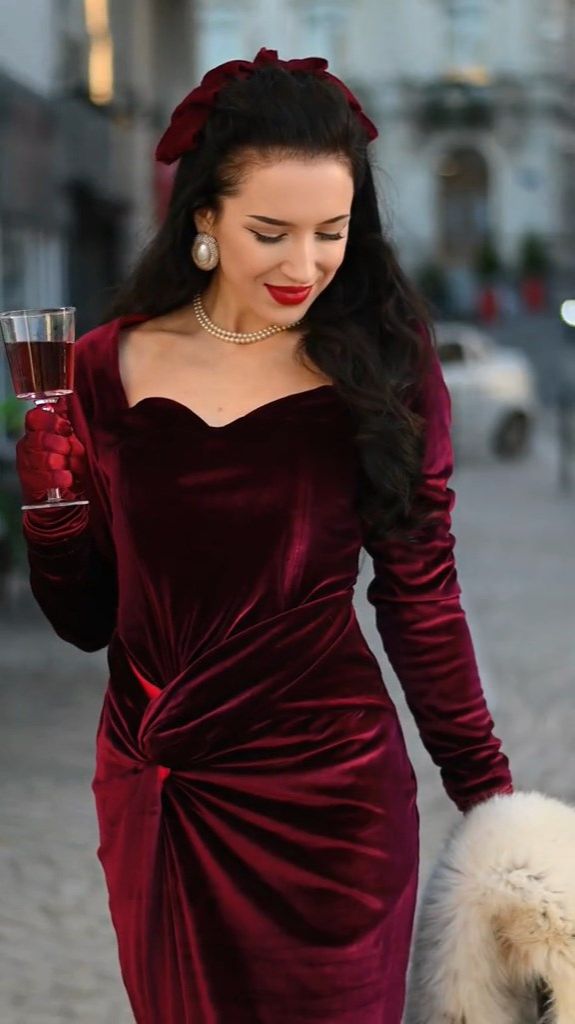 Насладись моментом, как чашечкой любимого напитка медленно, вдумчиво, с благодарностью смотреть онлайн