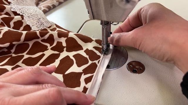 Как втачать потайную молнию