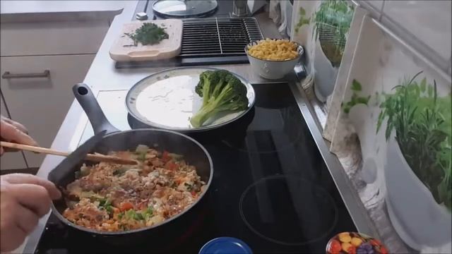 Брокколи на лапше с мясом! Просто! Дешево! Быстро! Домашняя еда Кухня Рецепты #еда смотреть онлайн