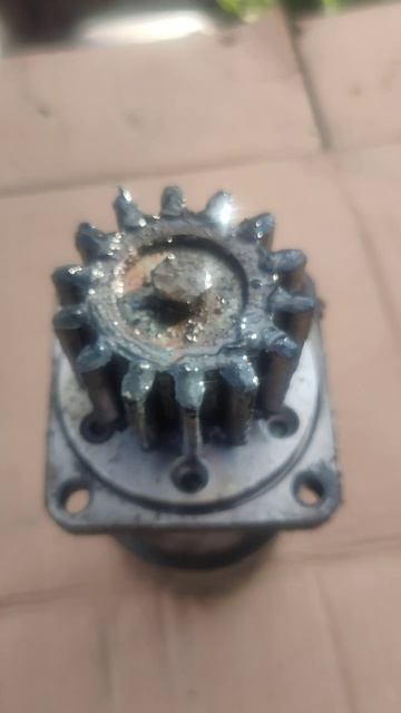 Про гидромотор башни Риппа Р15 Rippa R15 NDI322