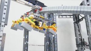 Я построил подвесные американские горки из конструктора LEGO!