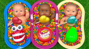 ЗАБАВНЫЕ ПУПСЫ В ВАННОЧКАХ С КОНФЕТАМИ. МУЛЬТФИЛЬМЫ ДЛЯ ДЕТЕЙ