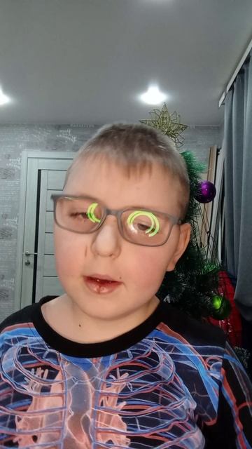 мой танец у елки 🎄