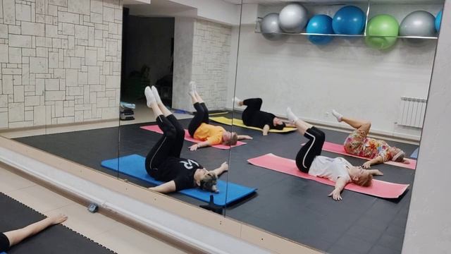 Вытяжение в динамике смотреть онлайн