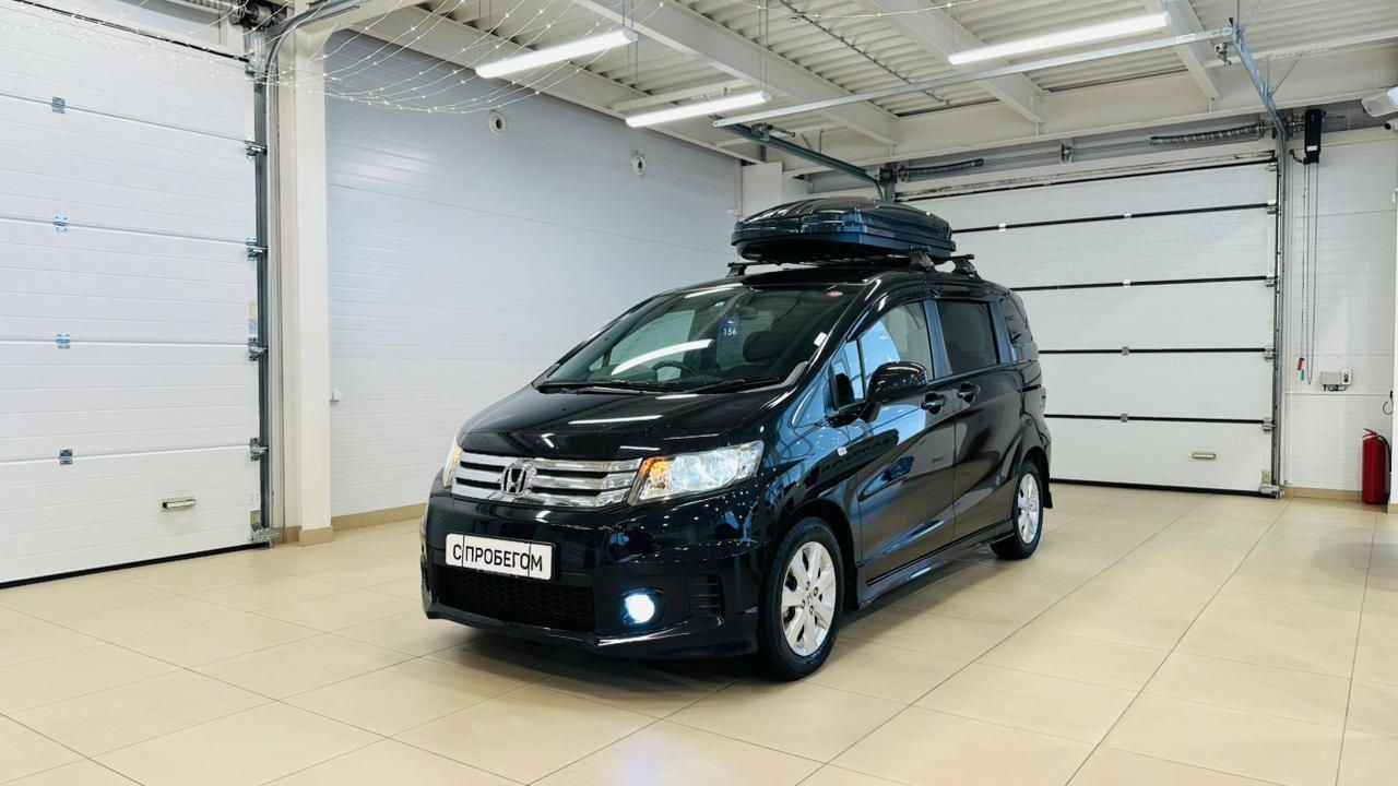 Honda Freed Spike, 2010 год смотреть онлайн