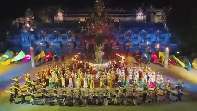 Phuket FantaSea The Most Spectacular Show in Phuket Thailand смотреть онлайн