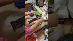 Готовим роллы.